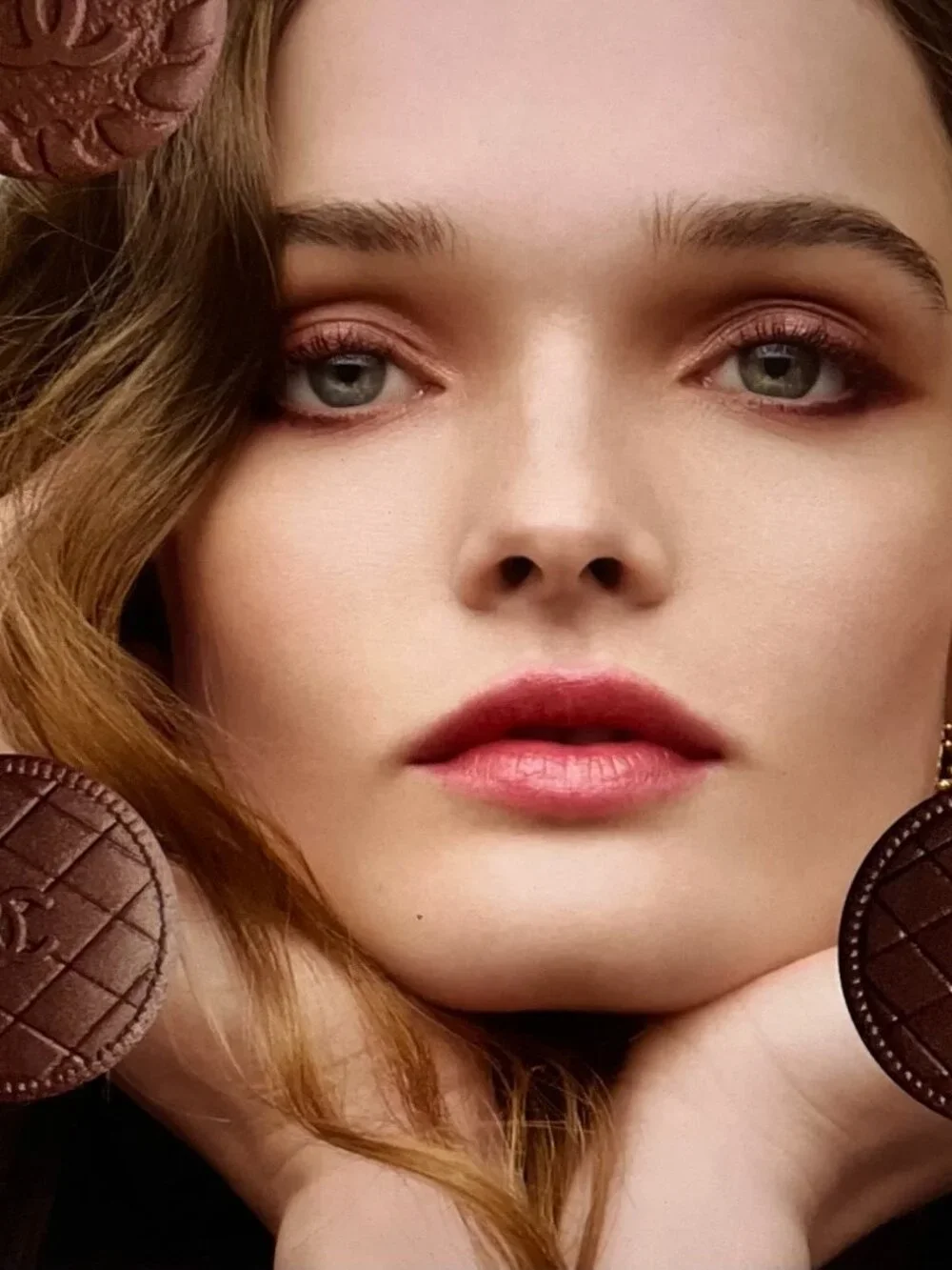 CHANEL LES 4 OMBRES BOUTONS Multi-effect Quadra Eyeshadow, 219 - BOUTONS COUTURE